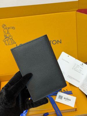 wholesale quality louis vuitton wallets  model no.  m64596